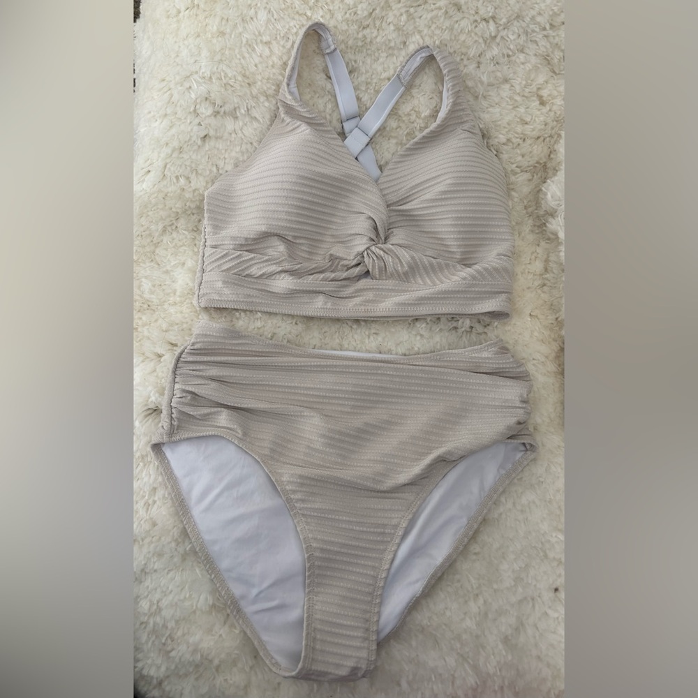 Cupshe Beige Textured Bikini Set